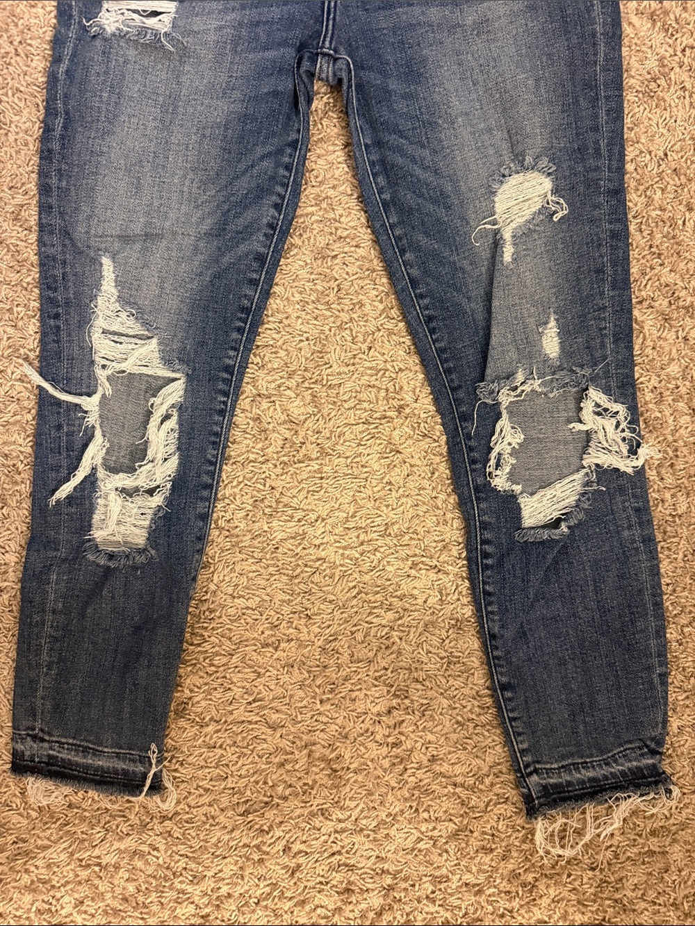 Abercrombie & Fitch Distressed Dark Blue Skinny Jeans - Picture 3 of 6